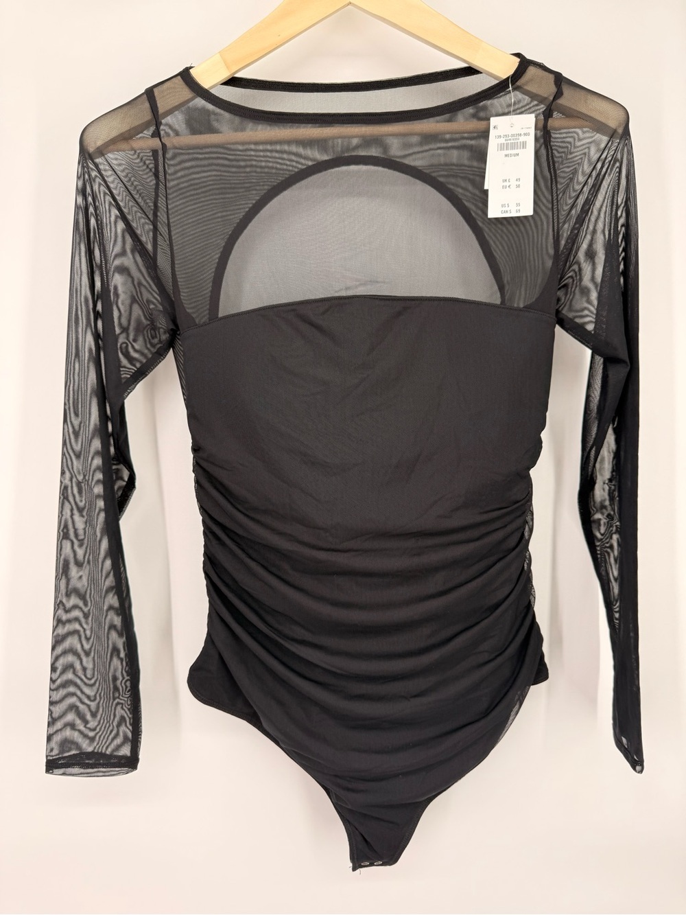 NWT Abercrombie & Fitch Bra-Free Long Sleeve Open Back Hardware Bodysuit Size M